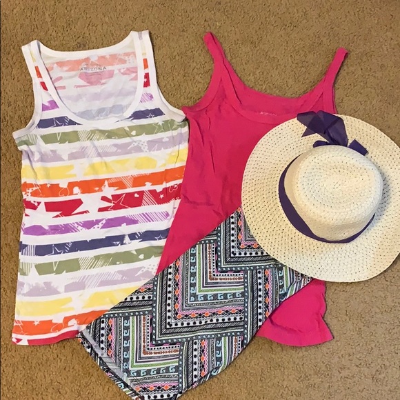 Two Ribbed Tank Tops - Picture 2 of 2